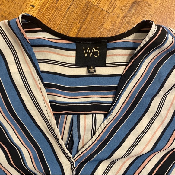 W5 ANTHROPOLOGIE Women's Small Blue White Pink Hanging Split Sleeve Top Blouse - Picture 5 of 14